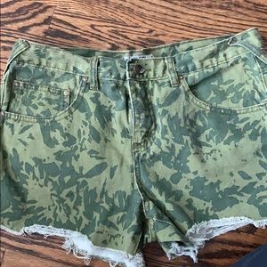 Free people denim shorts camo